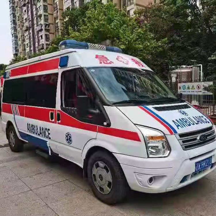 阿合奇长途救护车护送病人返乡